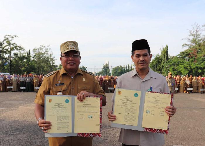 MoU antara Walikota Banjarbaru dengan Direktur Poltekkes Kemenkes Banjarmasin