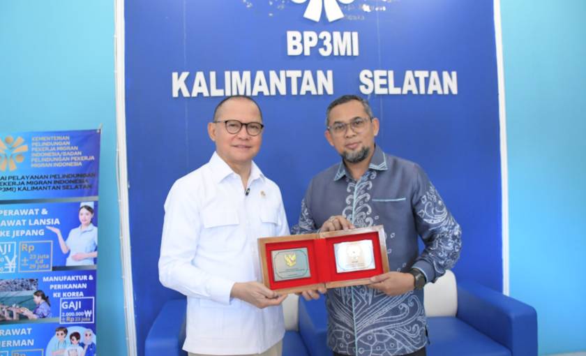 Menteri P2MI Dorong Lulusan Poltekkes Banjarmasin Manfaatkan Peluang Kerja di Luar Negeri 